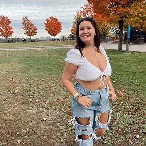 Meet your Posher, Abbey